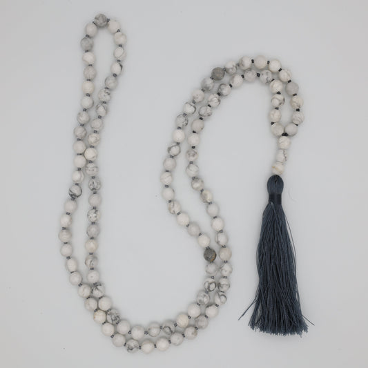 Mala howlite